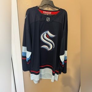 Seattle Kracken Hockey Jersey never worn.